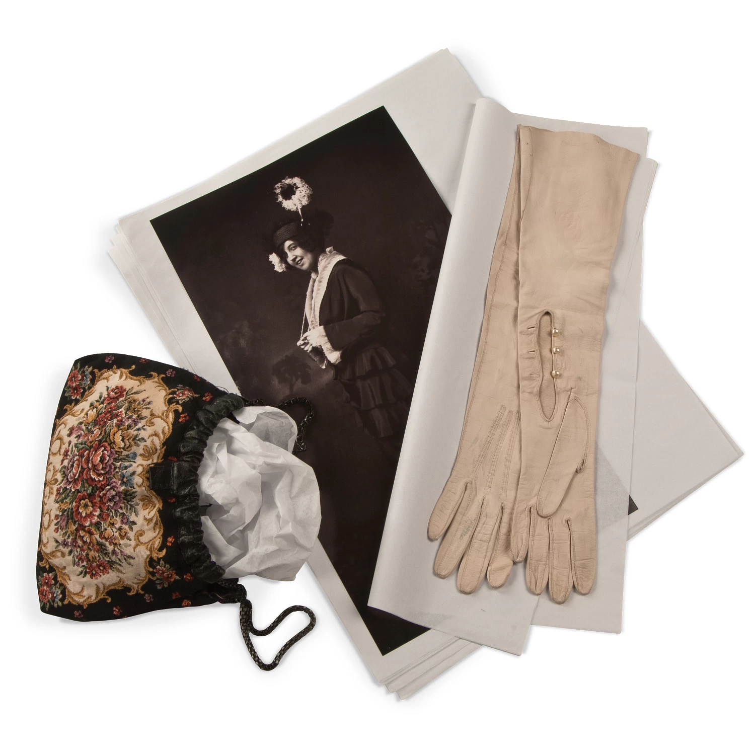 Gaylord Archival® Unbuffered Acid-Free Tissue (25-Pack) 3 Gaylord Archival® Unbuffered Acid-Free Tissue (25-Pack)